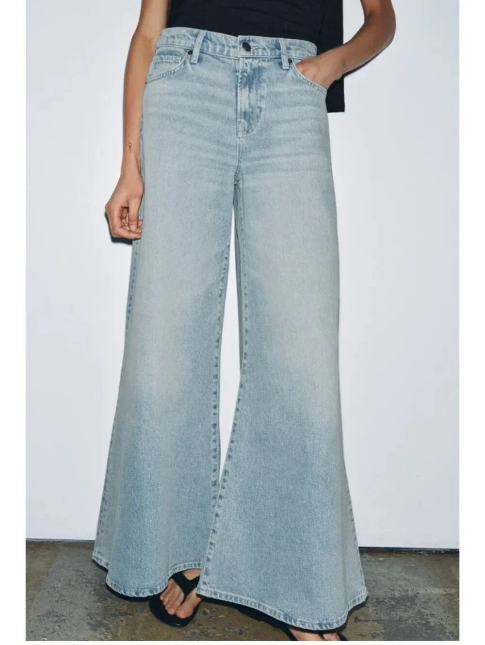 Zara Zw Collection Maxi Wide Leg Low Rise Light Wash Sz-10